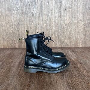 Women’s Black Leather Lace-Up Boots
